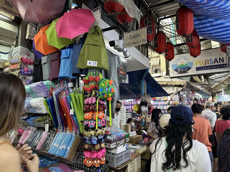 ซื้อของขายส่งในสำเพ็งยังไงให้คุ้ม