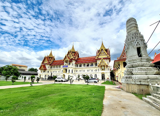 10 วัดในนนทบุรี 2569 ไหว้พระเสริมสิริมงคล ถ่ายรูปสวย ใกล้กรุงเทพฯ | Trip.com