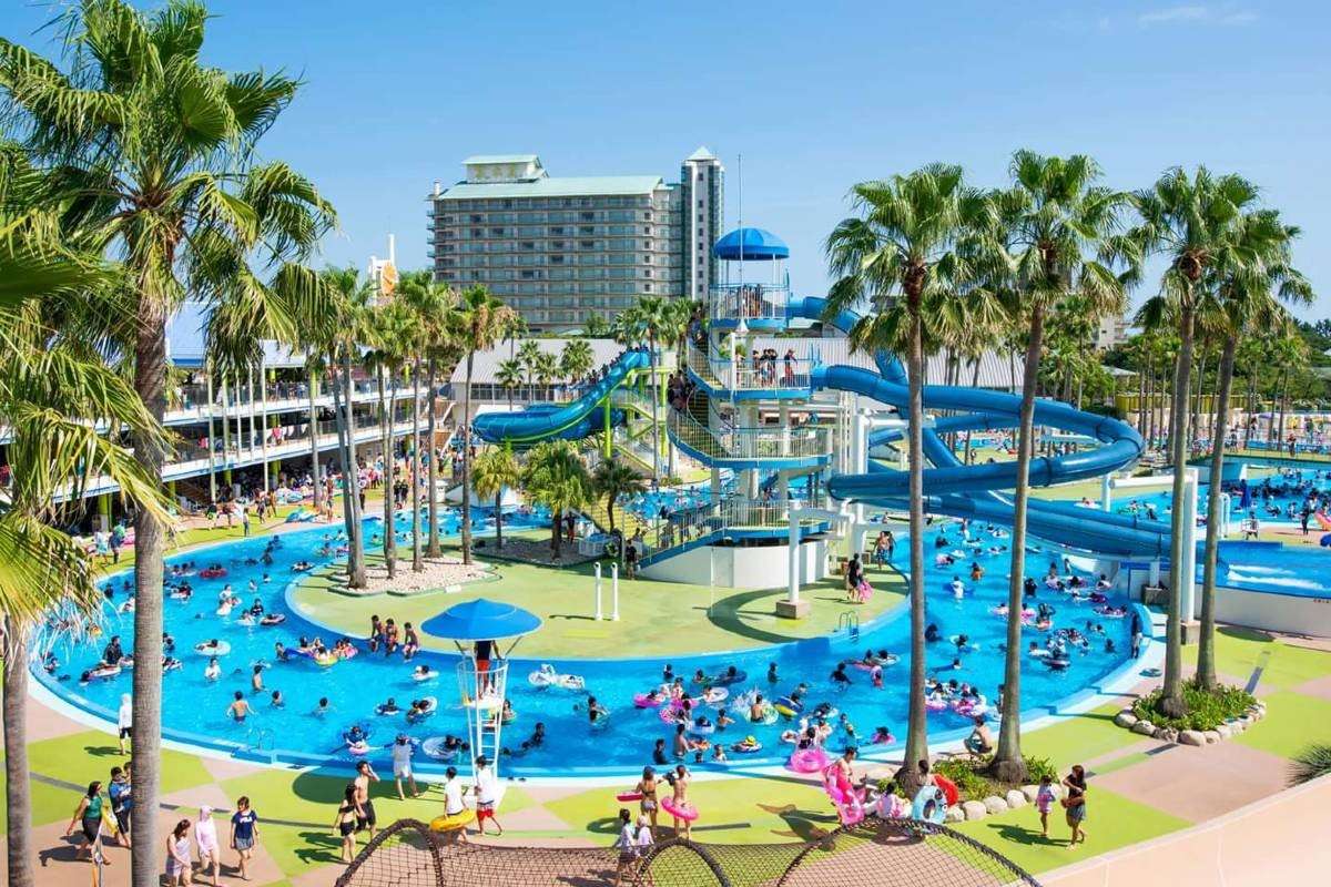 長島溫泉樂園:刺激玩樂設施、暖湯療癒,雙重享受