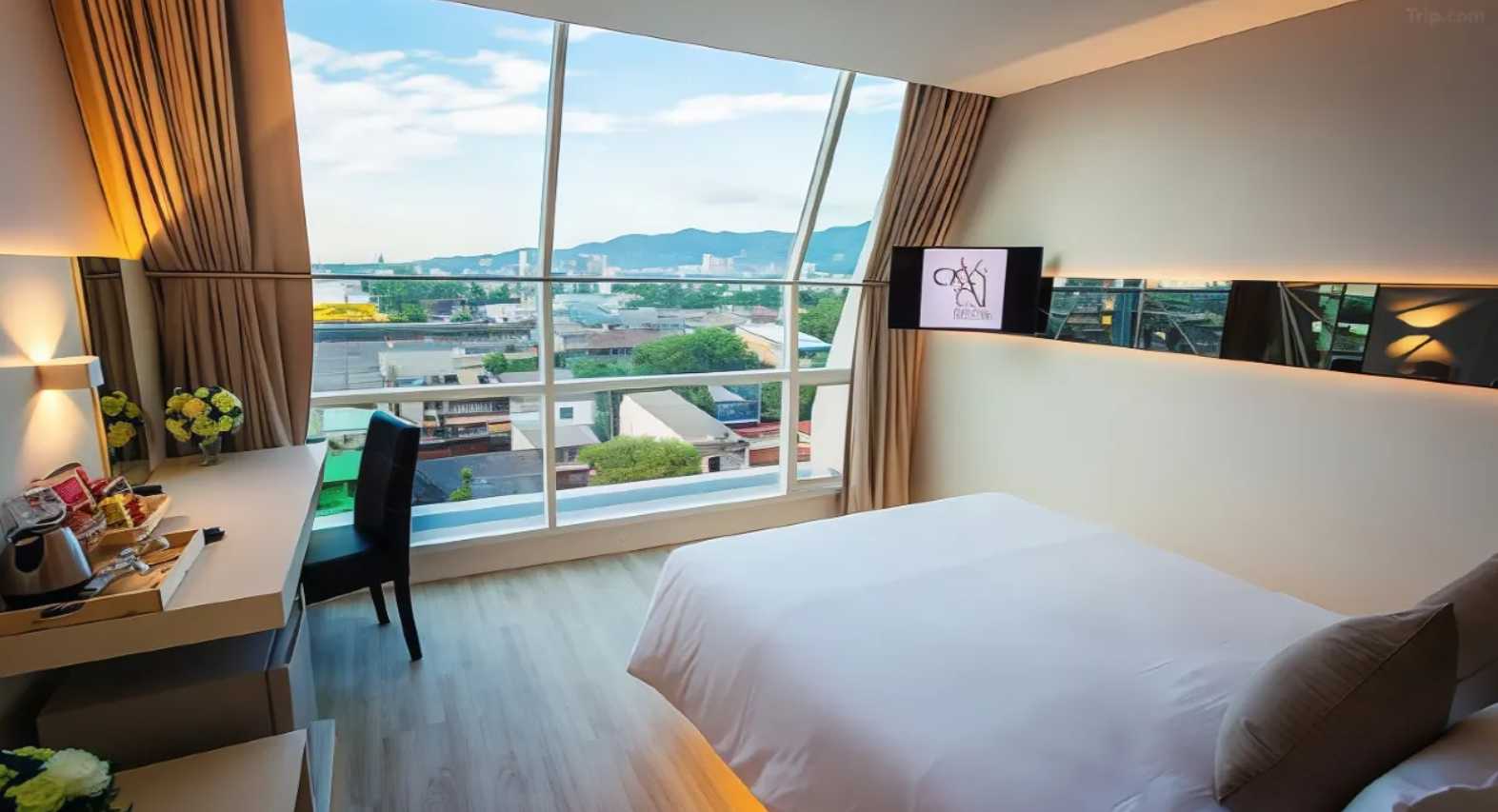 โรงแรมคริสตัล หาดใหญ่ (Crystal Hotel Hatyai)