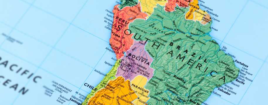 Mapa detallado de Sudamérica con Brasil, Perú, Bolivia y Chile, planificación de rutas y viajes internacionales