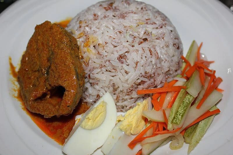 A plate of Nasi Dagang