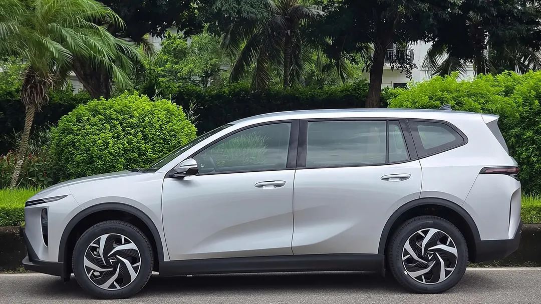 Thuê ô tô có tài xế từ Hà Nội đến Hạ Long