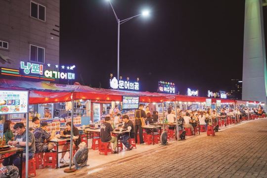 여수 야경, 낭만포차 거리