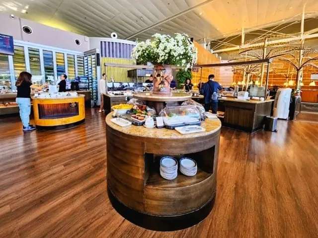 เลานจ์สนามบินฮานอย