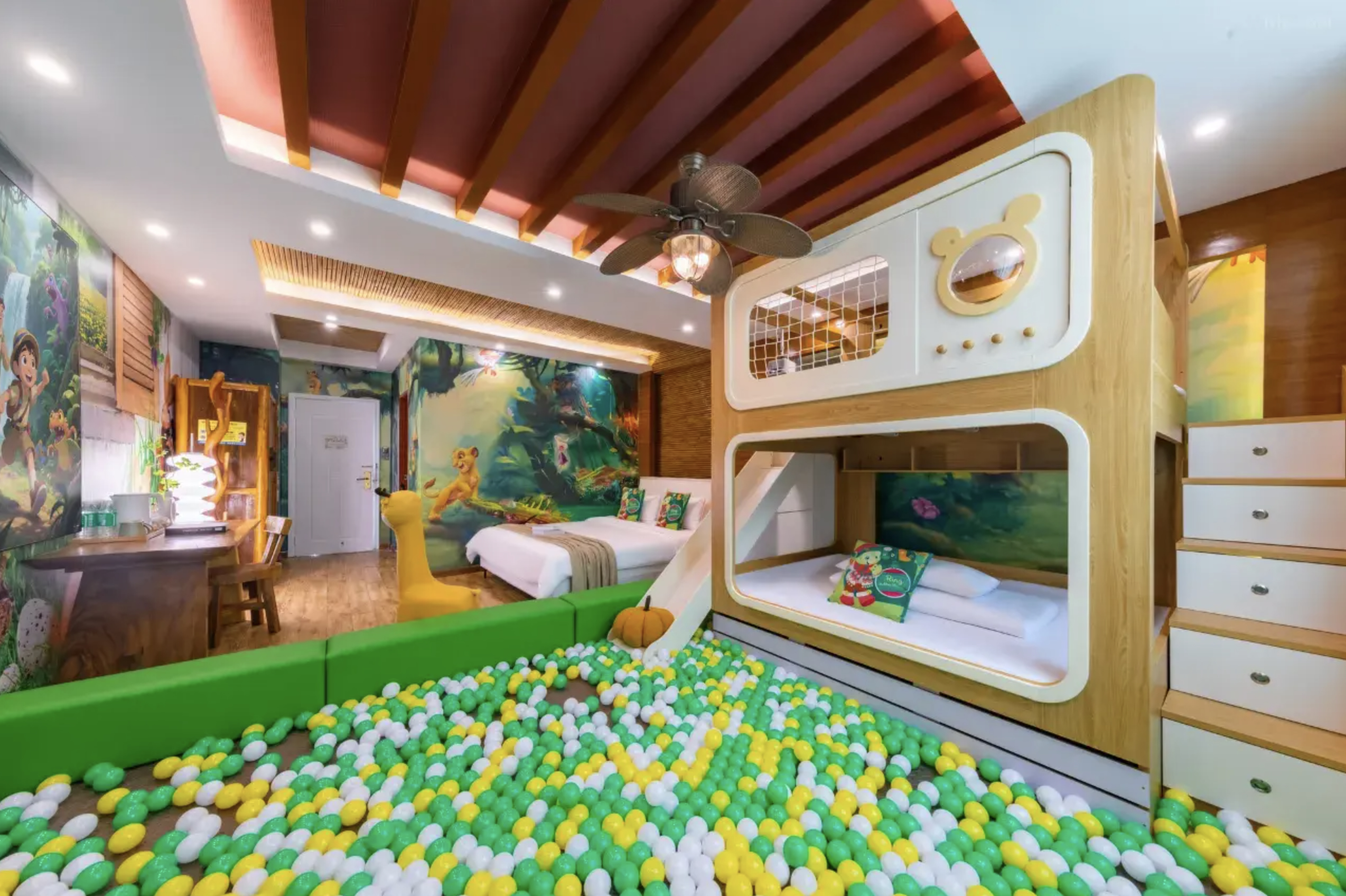 廣州滑梯酒店 # 6  | 樸風谷酒店（廣州番禺長隆萬博中心店）