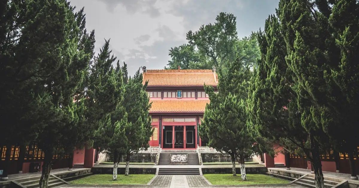 Edificios tradicionales de la Academia Yuelu junto al monte Yuelu.