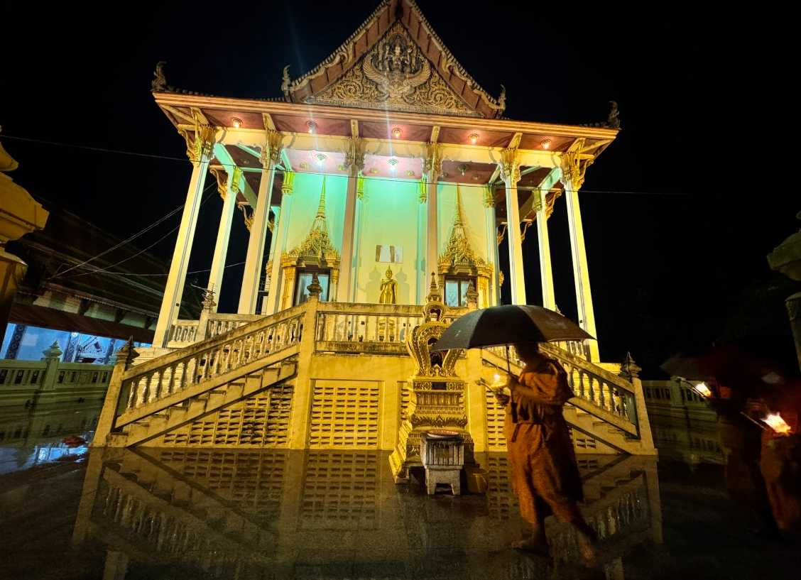 วัดกลางบางพระ