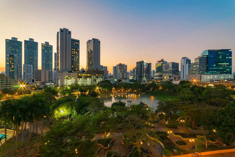 A beautiful panoramic view of a park in Bangkok