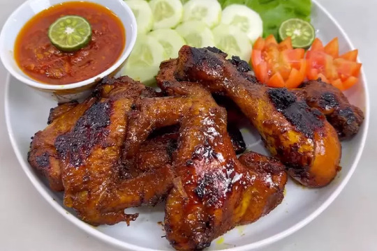 A delicious plate of barbeque chicken