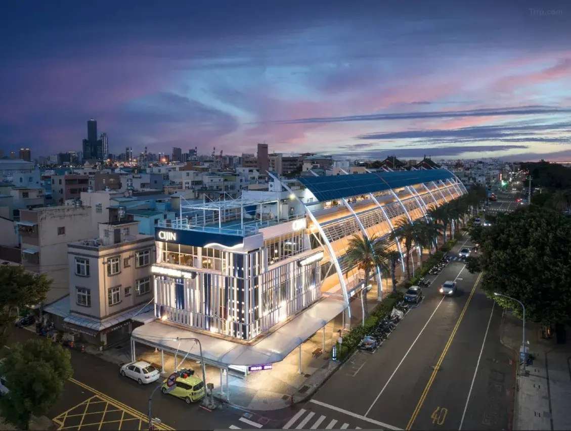 高雄旗津道沙灘飯店