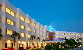 โรงแรมเซ็นทาราไลฟ์แม่สอด