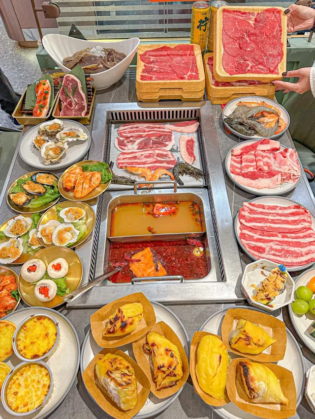 任食澳洲 M 級和牛及金枕頭榴槤,