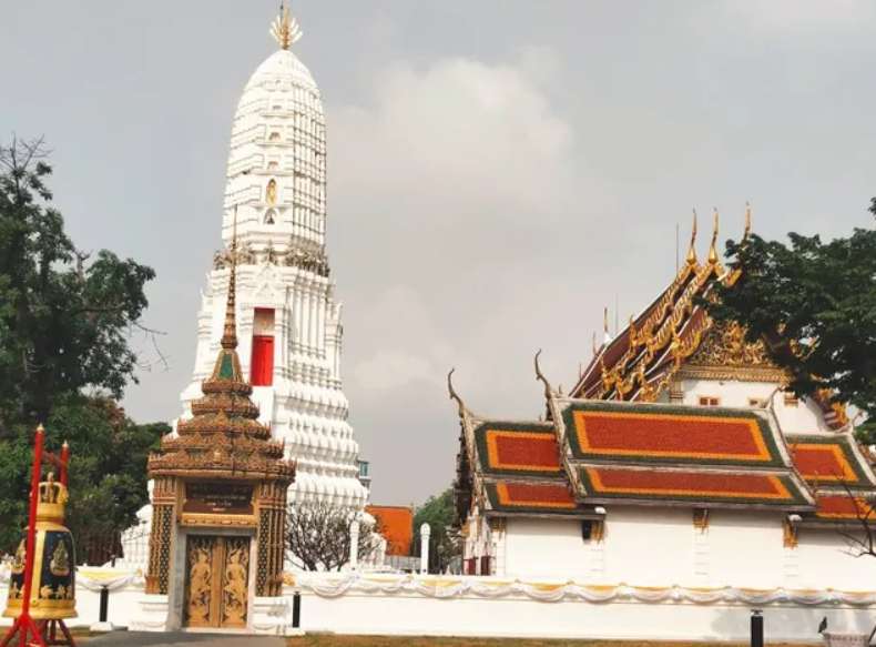 วัดระฆังโฆสิตารามวรมหาวิหาร