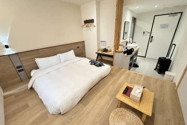 駁二住宿｜河映宿沐