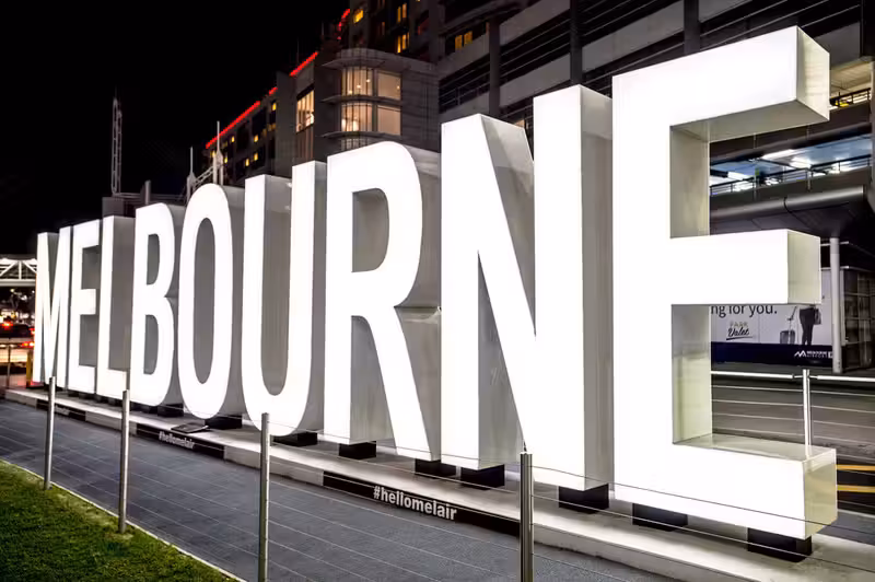 How to Get to Melbourne from Sydney by Flight