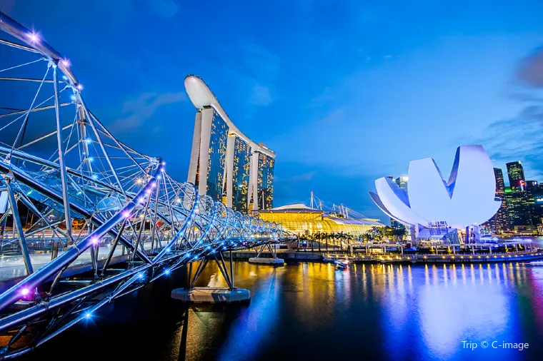 Singapore night scene