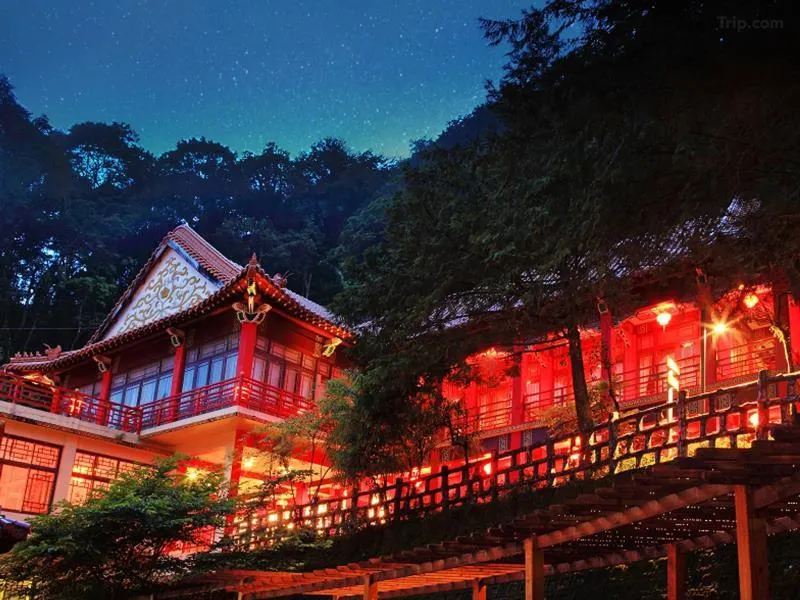 武陵農場住宿｜臺中梨山賓館