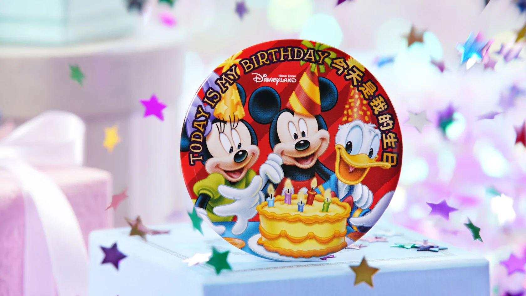  香港迪士尼樂園生日徽章