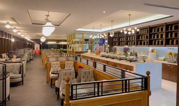 Coral Lounge