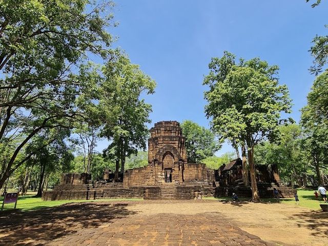 อุทยานประวัติศาสตร์เมืองสิงห์