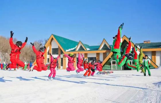 หมู่บ้านหิมะฮาร์บิน (China Snow Town) คู่มือเที่ยว 2569 สำหรับนักท่องเที่ยวไทย | Trip.com