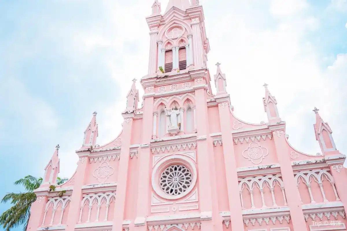 โบสถ์สีชมพู
