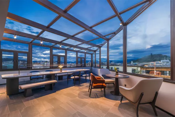 Shangri La Ancient City Manxin Hotel ย่านเมืองเก่า Dukezong แชงกรีล่า