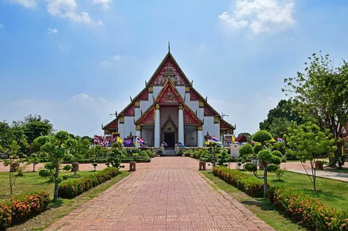 วิหารพระมงคลบพิตร