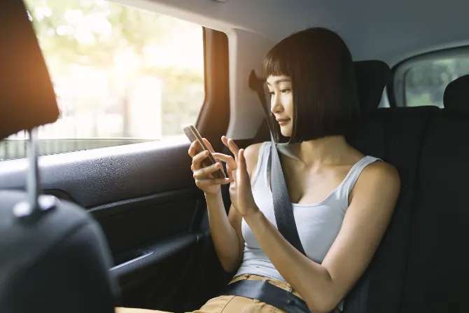 เล่นอินเทอร์เน็ต