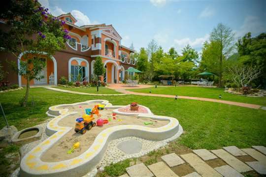 南投親子民宿｜日月潭山閱‧聖堡羅莊園
