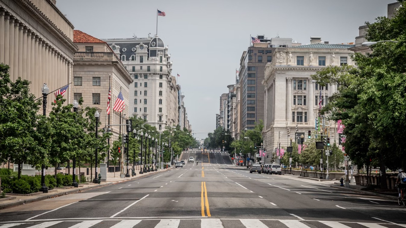 Best US Solo Travel Destinations - Washington DC