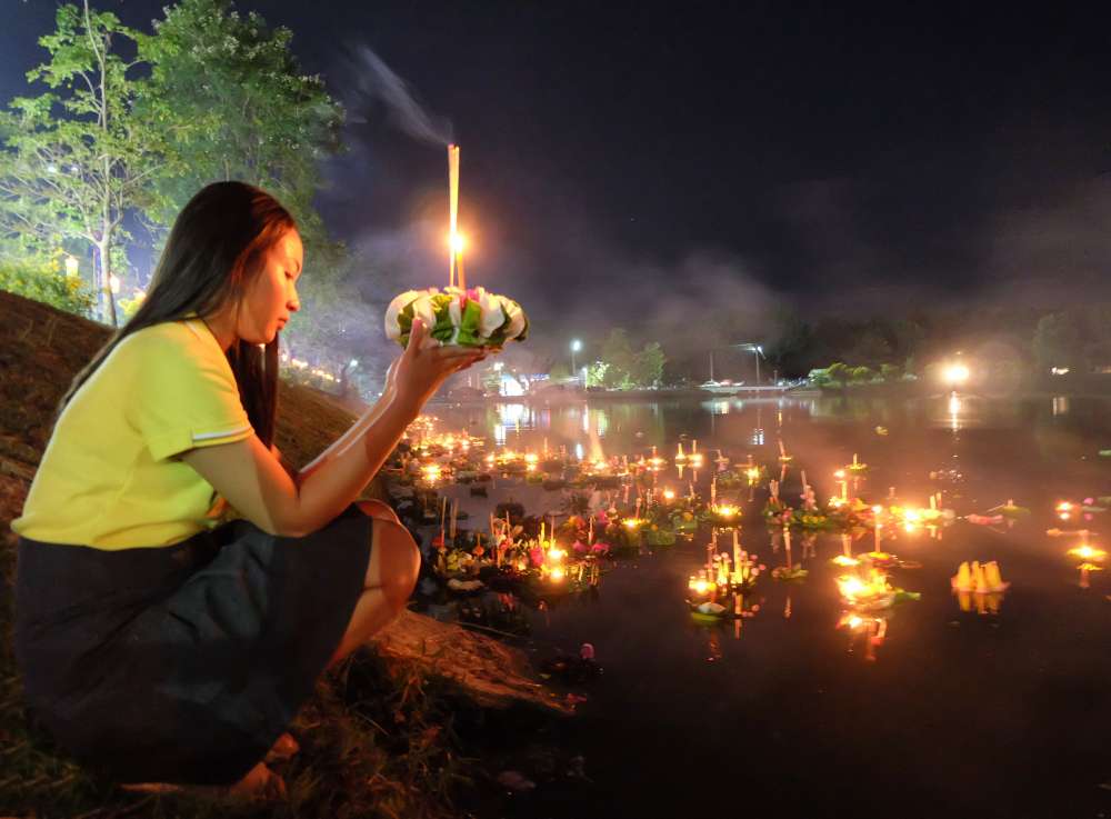 วันลอยกระทง 2568 ตรงกับวันไหน? ความหมาย ประเพณี และสถานที่จัดงานทั่วไทย