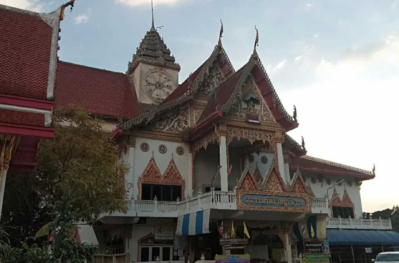 วัดทับกระดาน