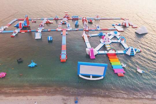 Inflatable Island