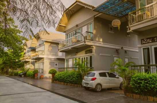 ม้วนรีสอร์ท