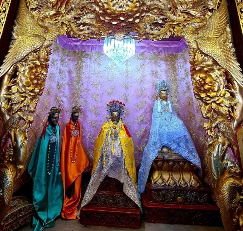 ศาลเจ้าแม่สร้อยดอกหมาก