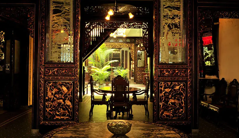 inside Baba & Nyonya Heritage Museum