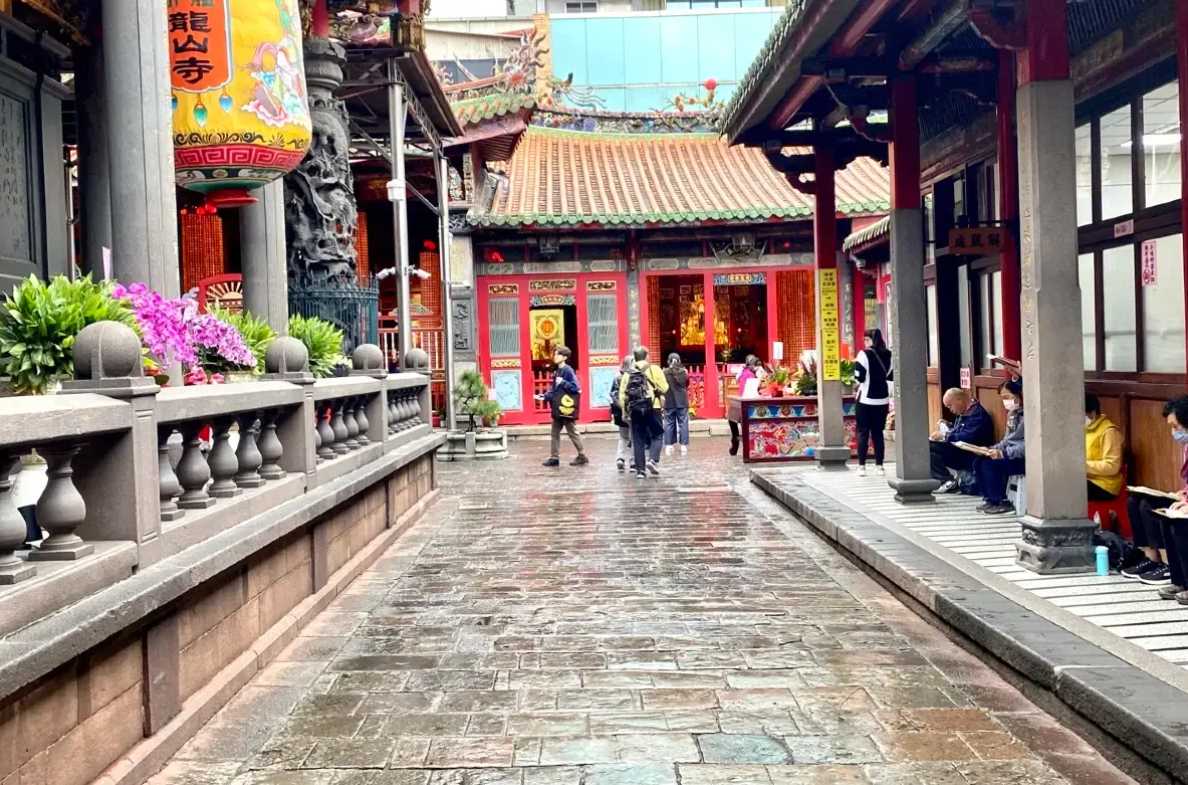 วัดหลงซาน