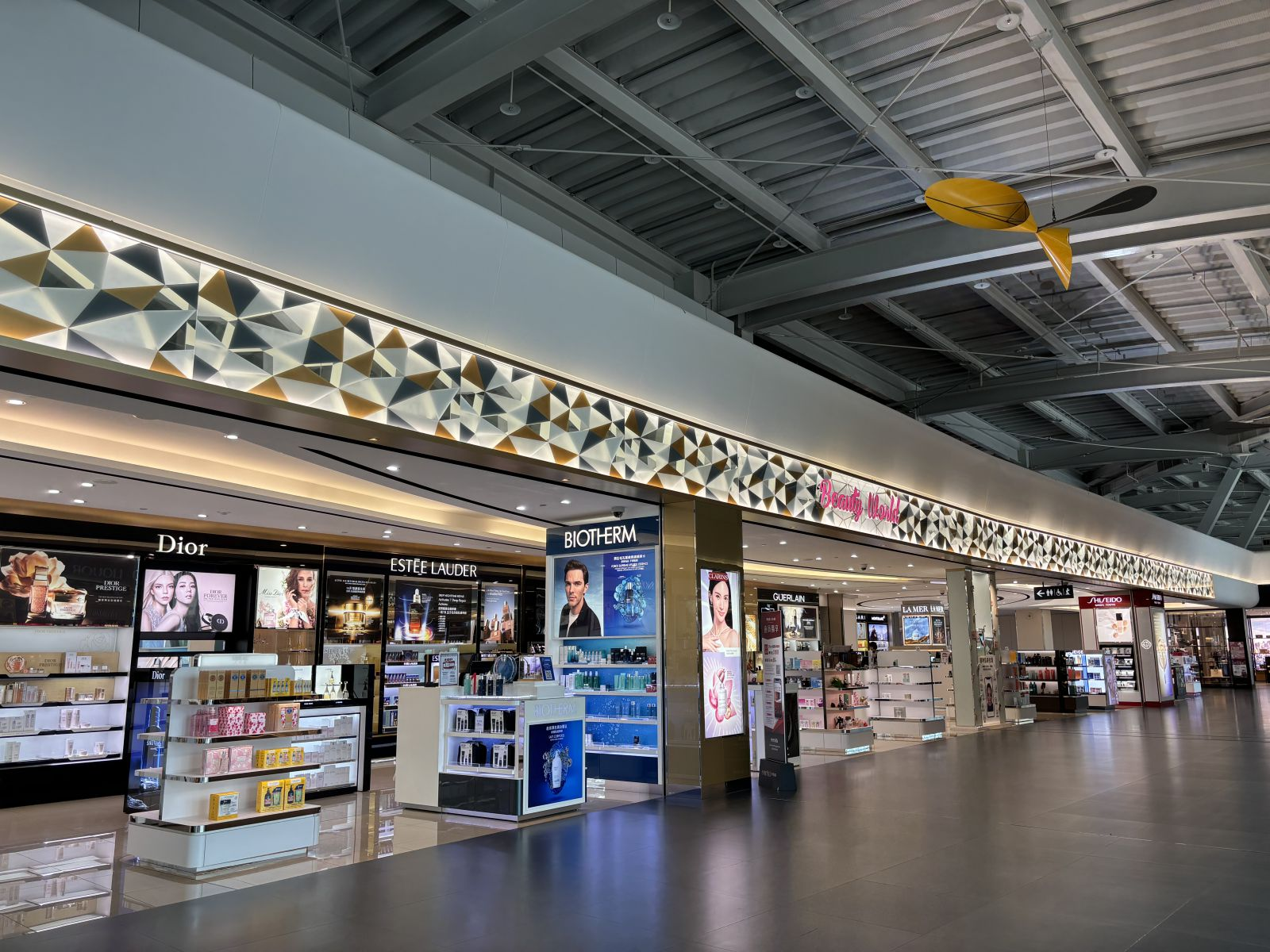 台中機場攻略, 台中機場設施