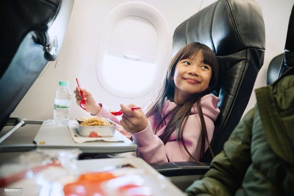 อาหารเด็กขึ้นเครื่อง