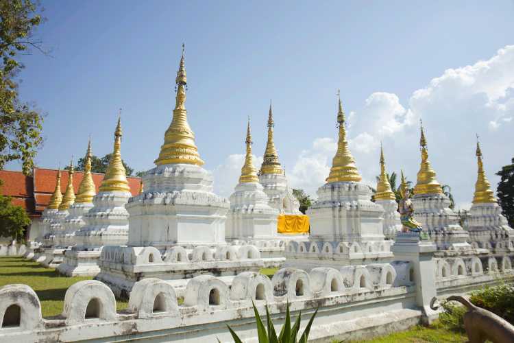 5. วัดพระเจดีย์ซาวหลังพระอารามหลวง