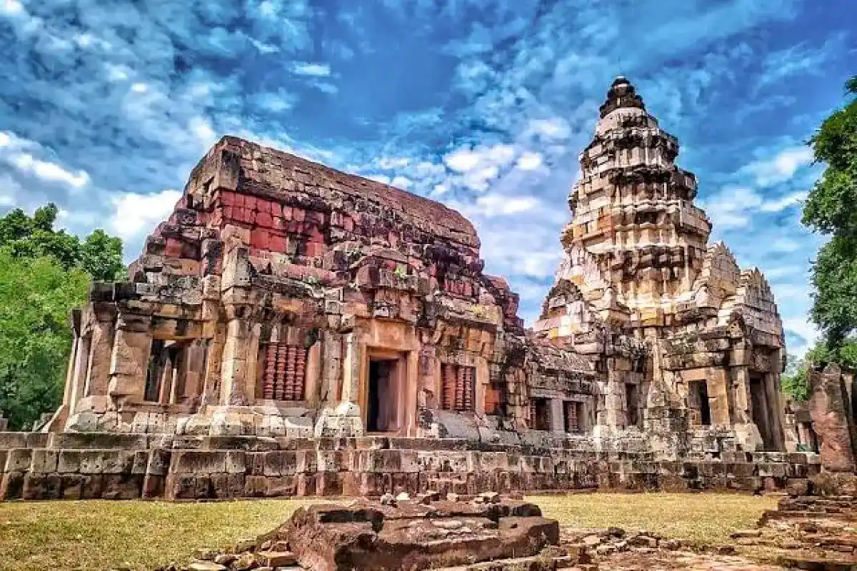 ปราสาทหินพนมวัน