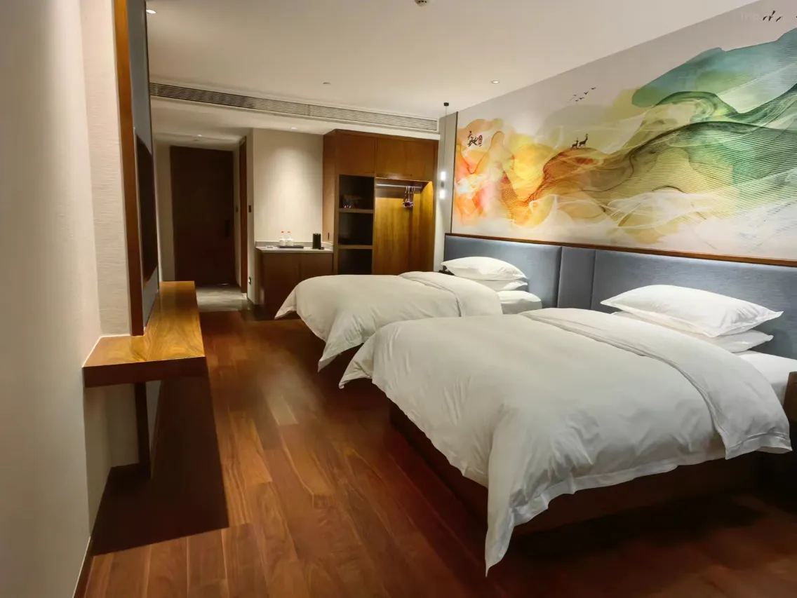 寧波東方開元名庭飯店（寧波櫟社國際機場鄞州大道地鐵站店）