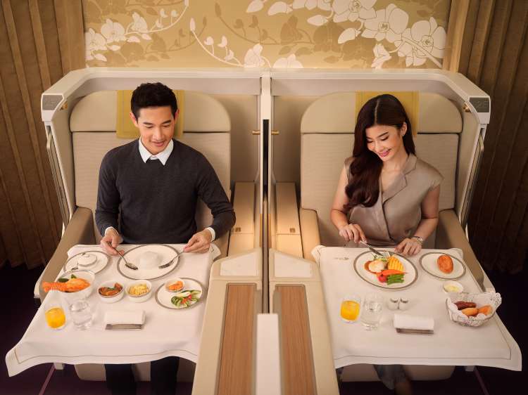 การบินไทย (Thai Airways) : Royal First Class