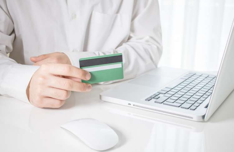 ใช้บัตรเครดิต