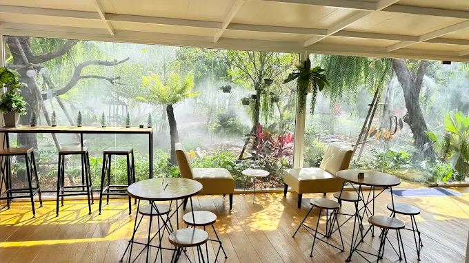10. Ivy Story Café & Farm