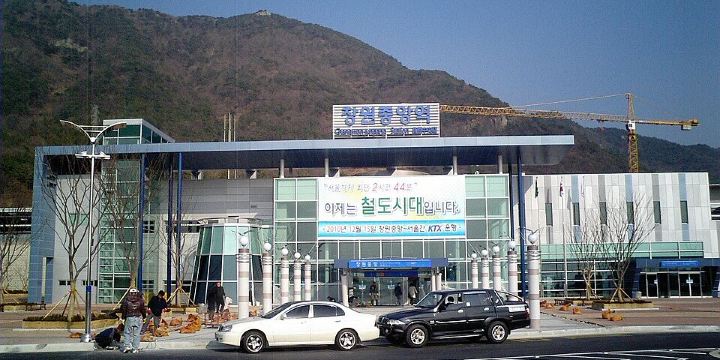 Changwonjungang Station