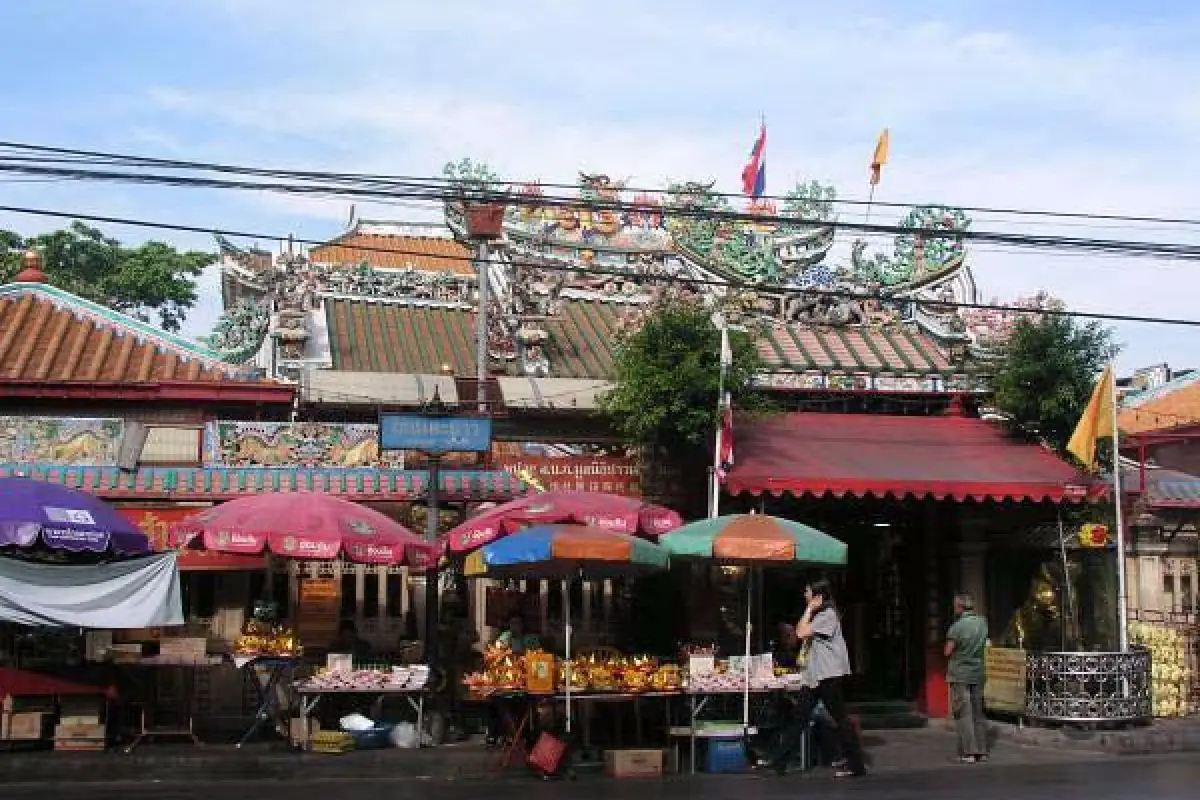 ลักษณะทางสถาปัตยกรรมของศาลเจ้าพ่อเสือเสาชิงช้า