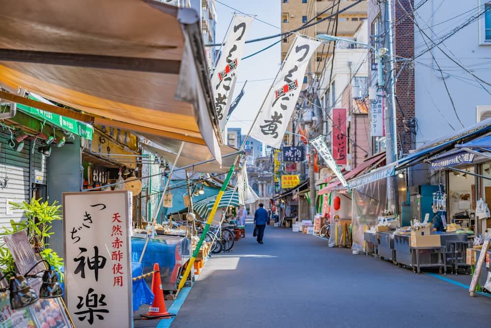 The long road down Tsukiji Outer Market